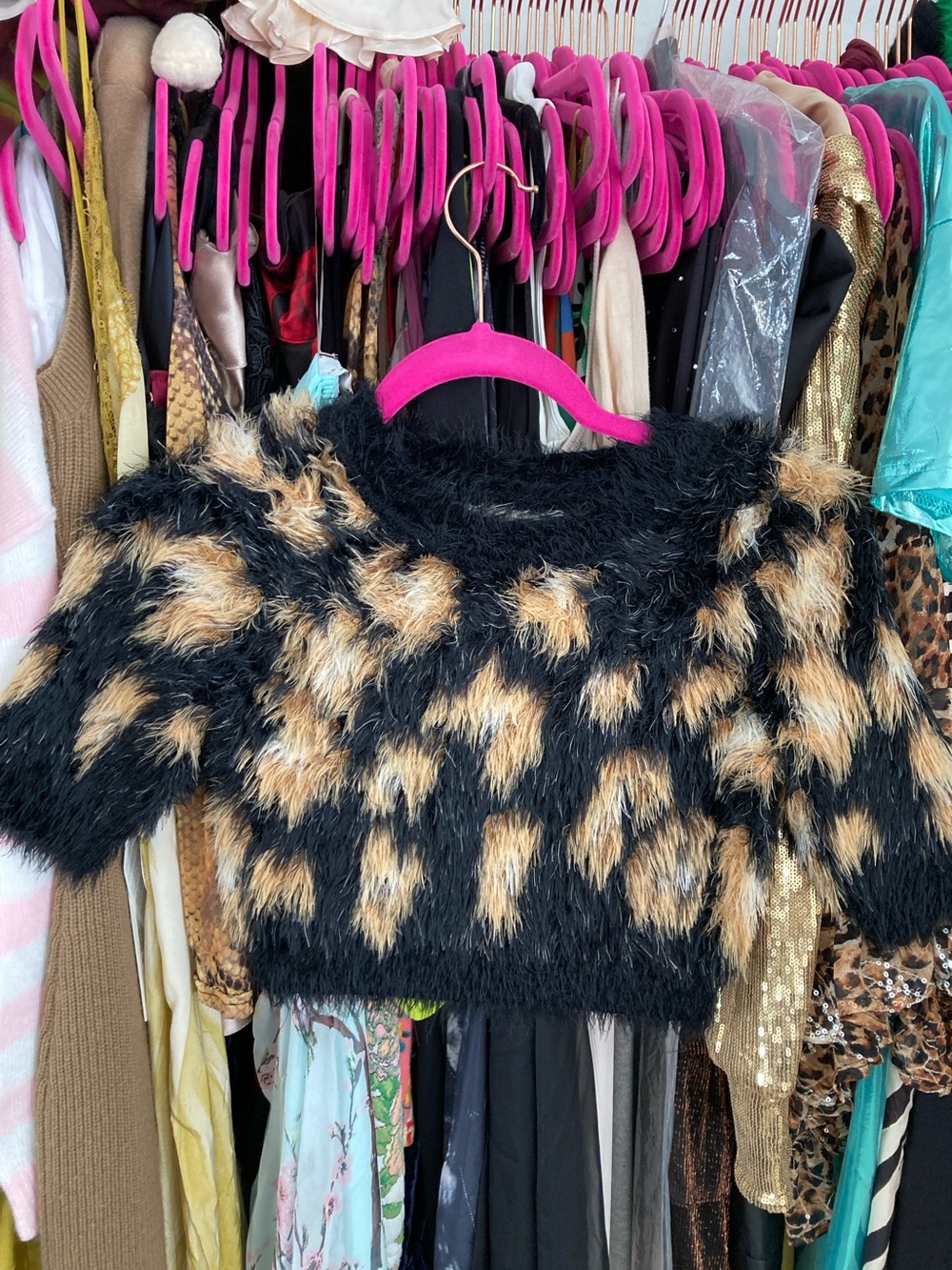Nasty Gal Black & Tan Fuzzy Leopard-Print Kids Sweater